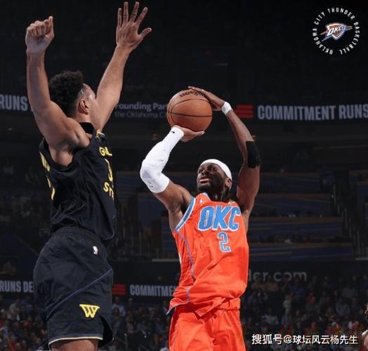 开云体育APP下载：24分惨败！库里复出5犯勇士遭雷霆碾压 亚历山大28+11率队11胜1负领跑