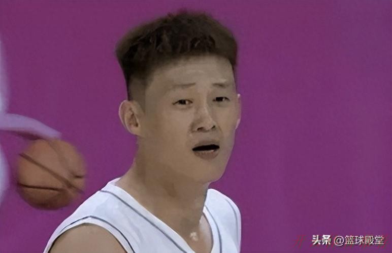 开云体育最新网址：广东两功勋球员也落幕了！周鹏功成名就，任骏飞拒绝上场谢幕！